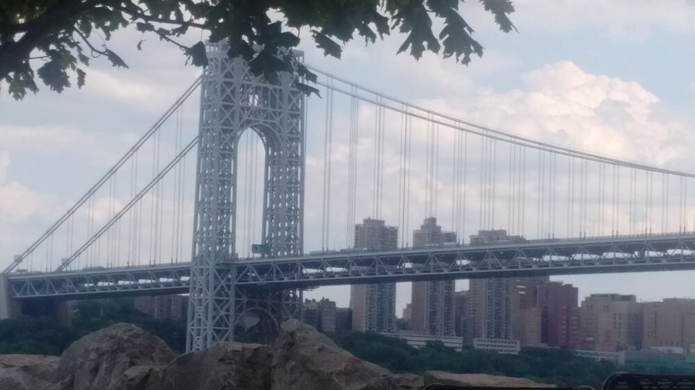 George Washington Bridge on Edgewater Rocks 2017-07-03